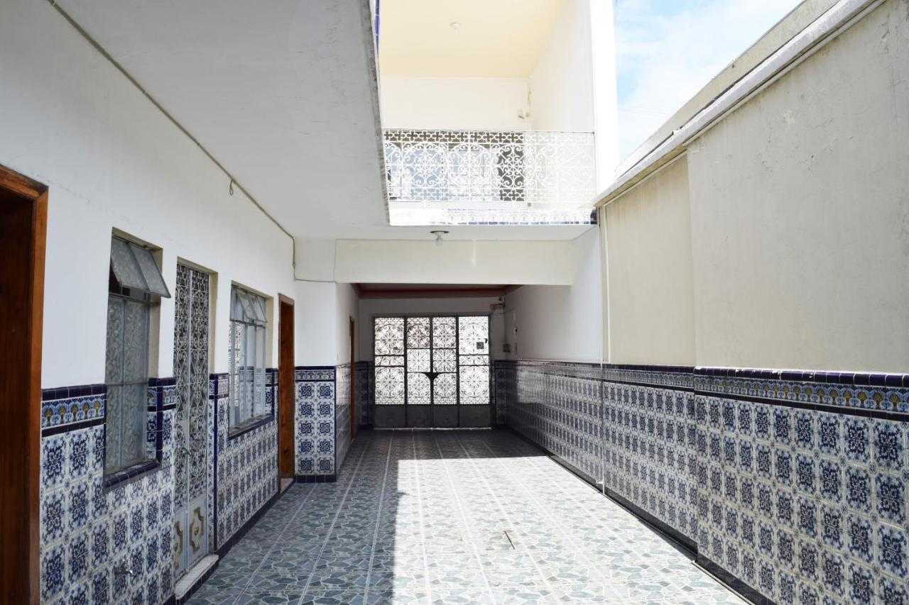 Casa Del Centro Bed & Breakfast Morelia Bagian luar foto