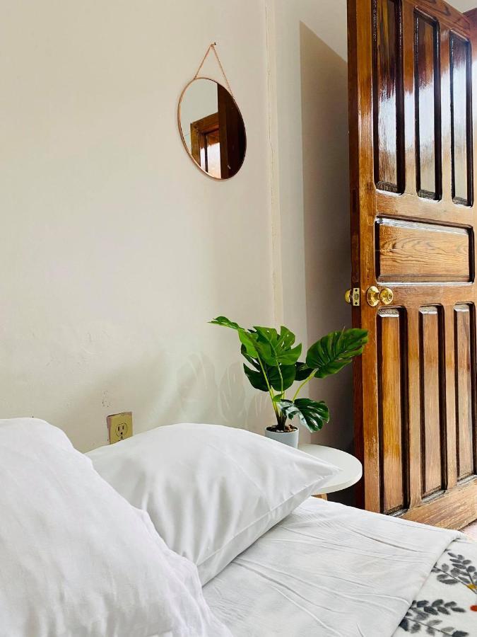 Casa Del Centro Bed & Breakfast Morelia Bagian luar foto
