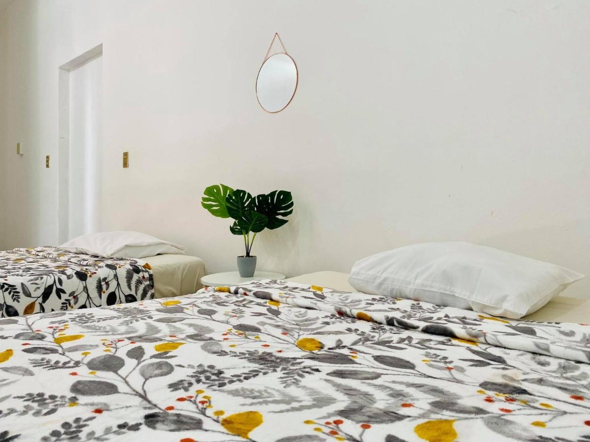 Casa Del Centro Bed & Breakfast Morelia Bagian luar foto