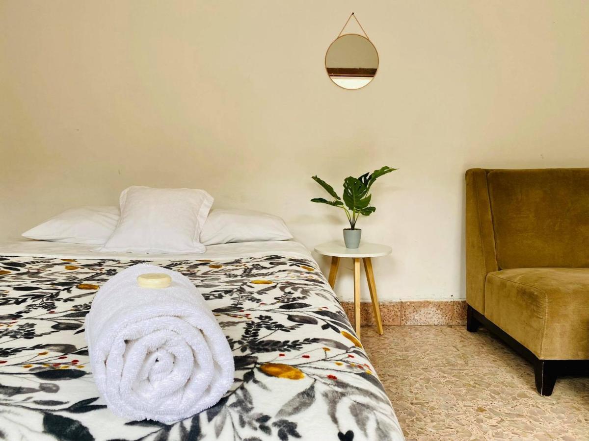 Casa Del Centro Bed & Breakfast Morelia Bagian luar foto